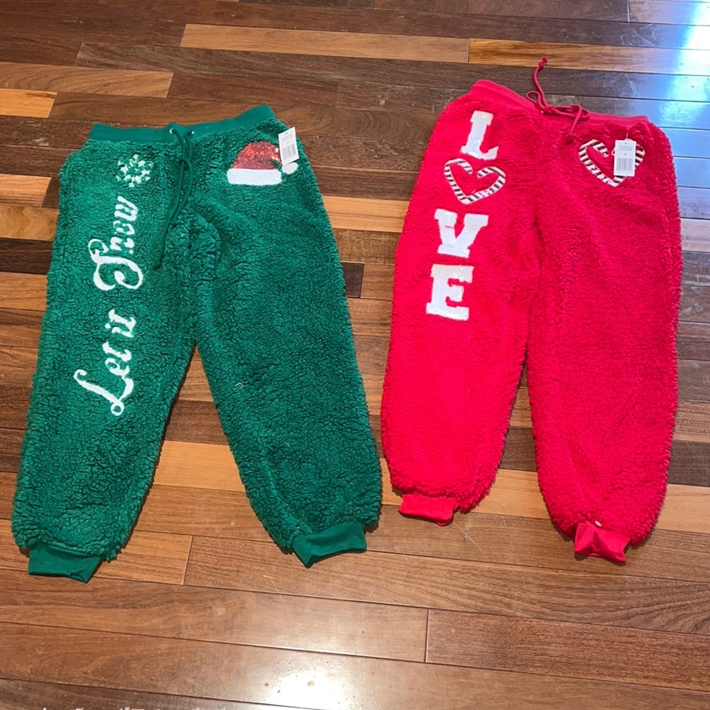 2 Pairs of Brand New With Tags Cozy Christmas Sherpa Pants Size Juniors Medium